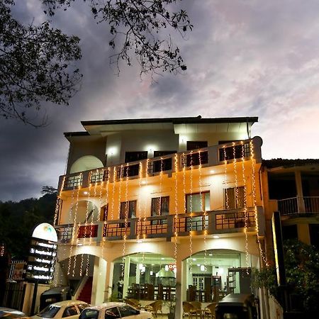 Citrus Cafe & Restaurant Kandy Exterior foto